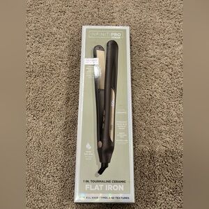 Infiniti Pro Conair 1 in Flat Iron